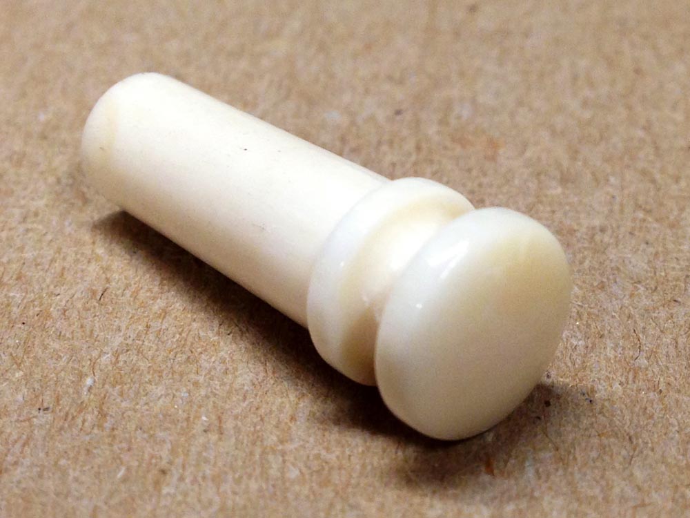 TheSoloist.×END. bone shaped pins. End Pin - Bone -