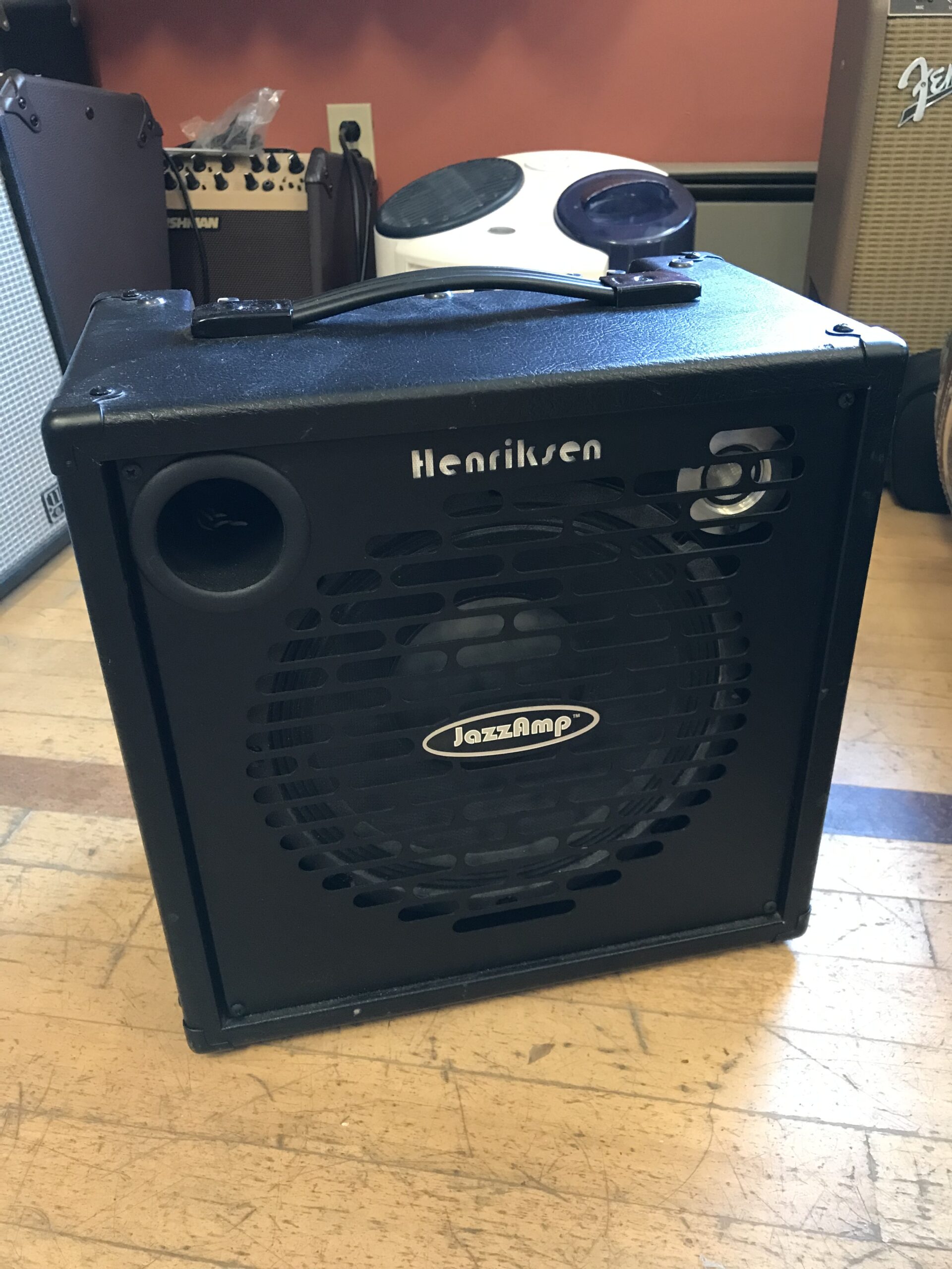 Henriksen Amp for Jazz Guitar or Bass- SOLD